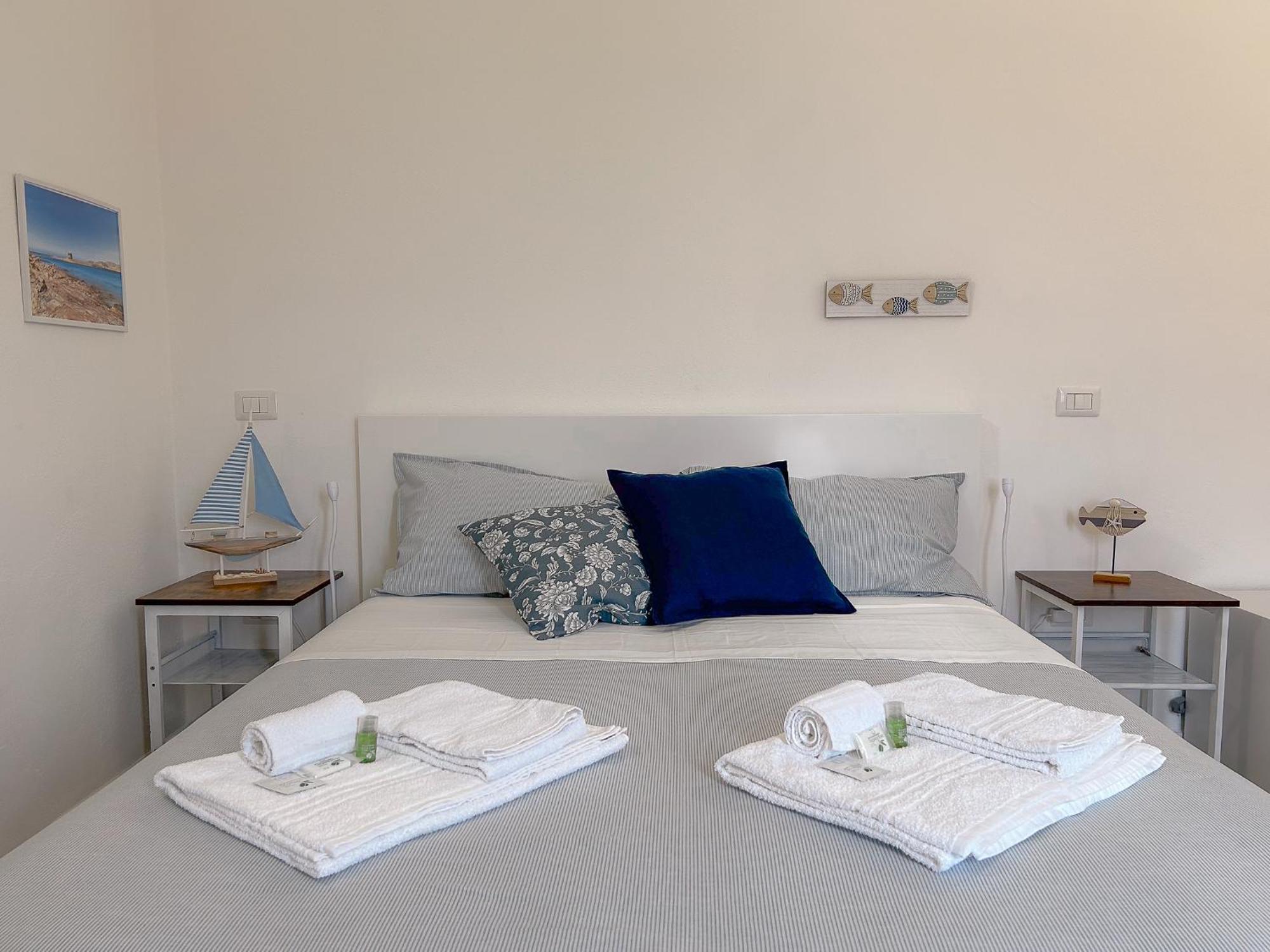 La Marina - Rooms In Stintino Exterior photo