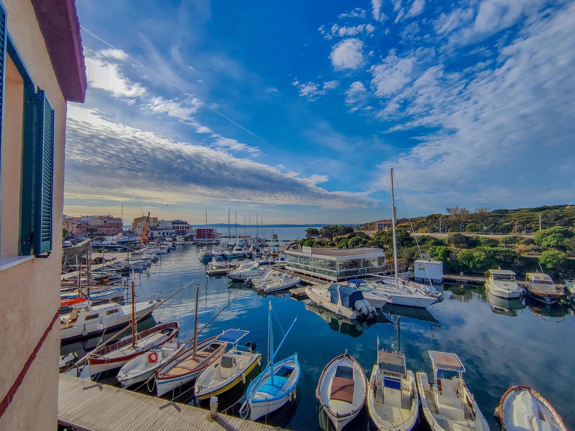 La Marina - Rooms In Stintino Exterior photo